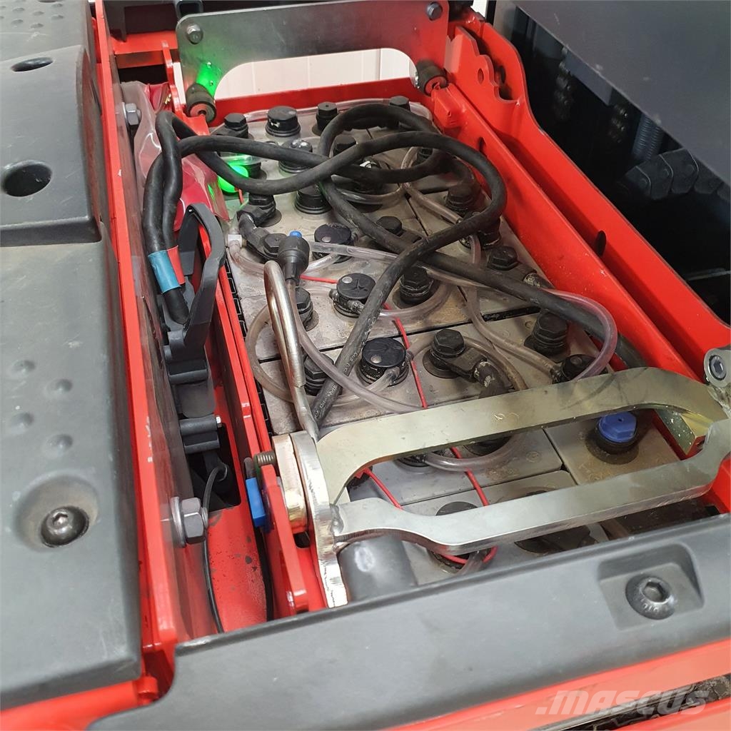 Linde V08-02 Visoko dizajući komisioni viljuškar