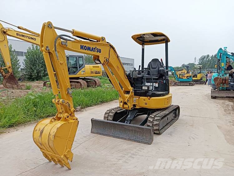 Komatsu PC 30 MR-2 小型挖掘机
