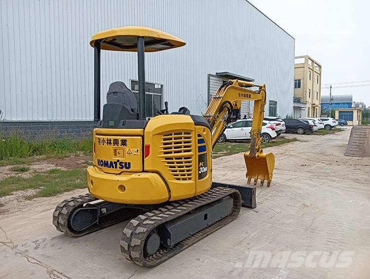 Komatsu PC 30 MR-2 小型挖掘机