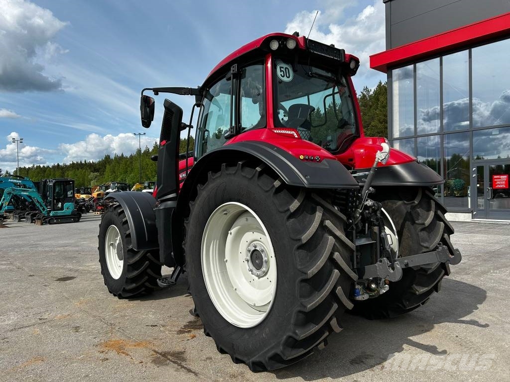 Valtra T 215 Direct/ 50km/h, 6kk Takuu! , Smart touch! Traktorer