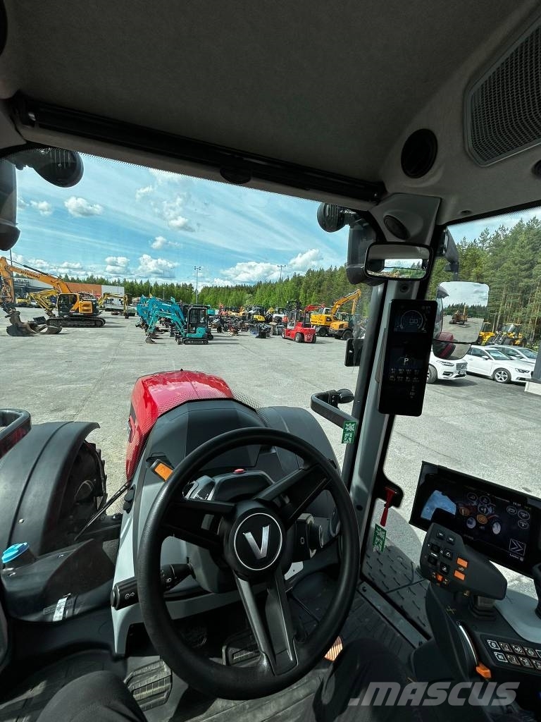 Valtra T 215 Direct/ 50km/h, 6kk Takuu! , Smart touch! Traktorer