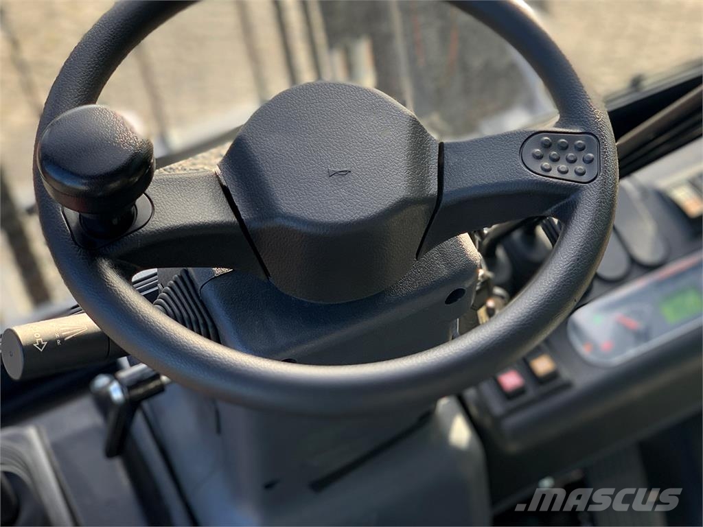 Lonking LG35DT Terrain 4x4 Diesel forklifts