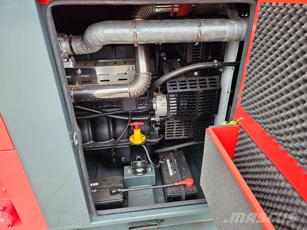 Bauer GFS-80KW Dízel áramfejlesztők