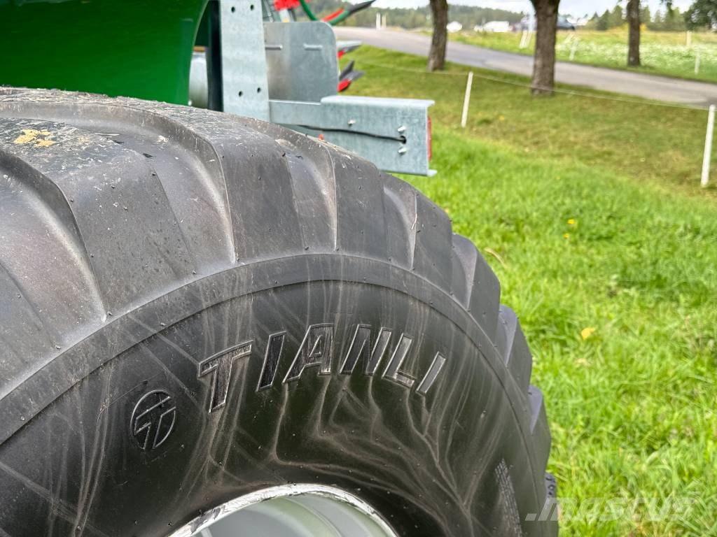 Reime Gjødselvogner fra 6000 liter til 16000 liter Trosilniki gnoja