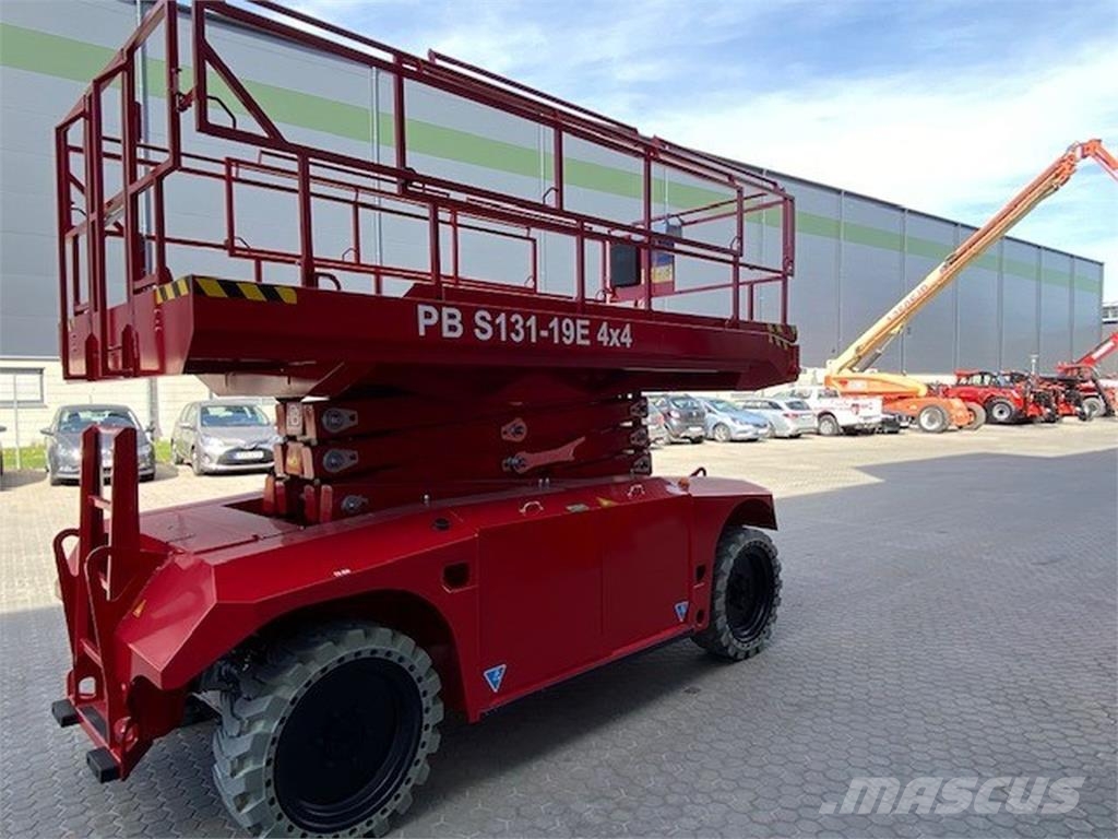PB Platforms S131-19E 4X4 Ножничные подъемники