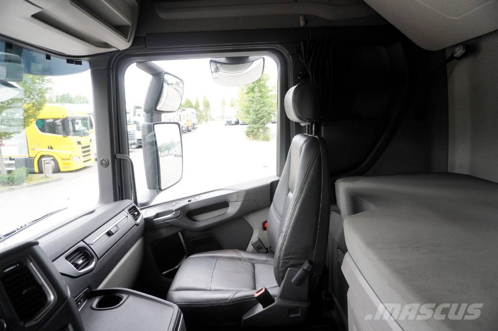 Scania R540 6×2 / Chassis 765cm / GVW with a trailer 68t Шасі з кабіною