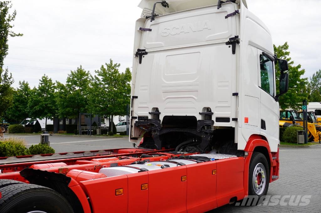 Scania R540 6×2 / Chassis 765cm / GVW with a trailer 68t Шасі з кабіною