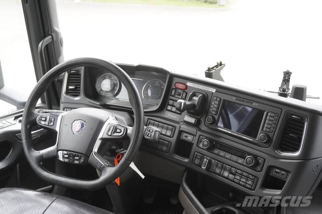 Scania R540 6×2 / Chassis 765cm / GVW with a trailer 68t Шасі з кабіною