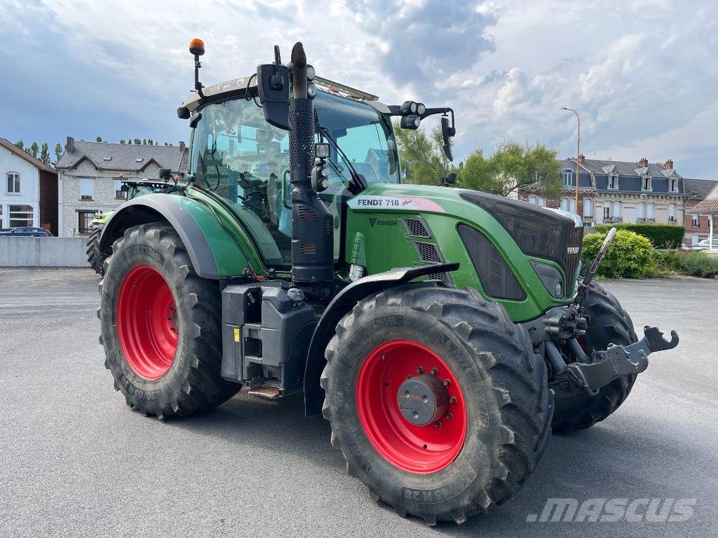 Fendt 716 S4 POWER Трактори