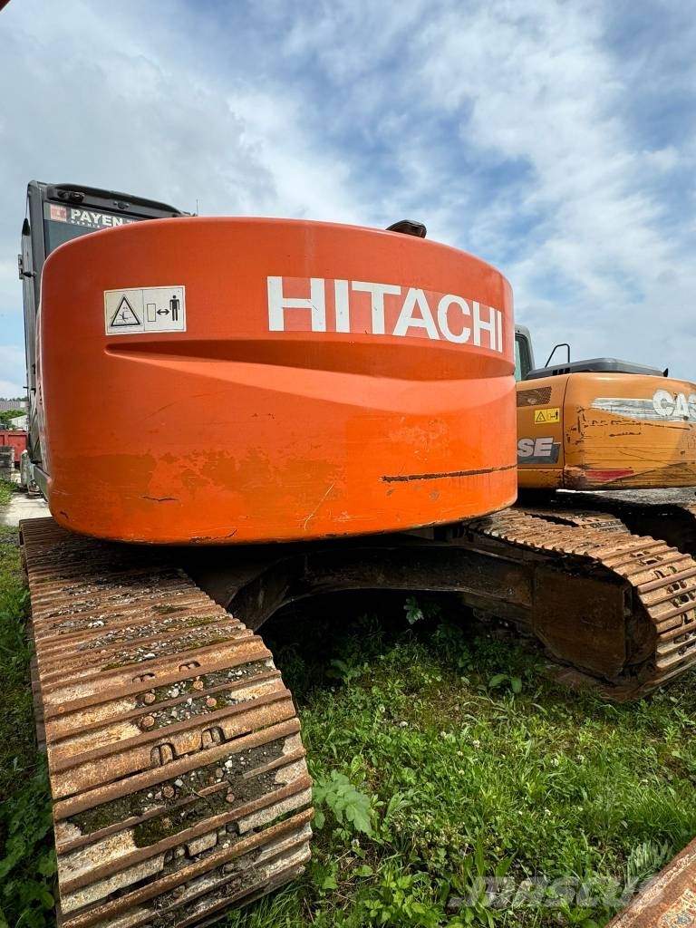 Hitachi ZX 225 US LC-3 履带挖掘机