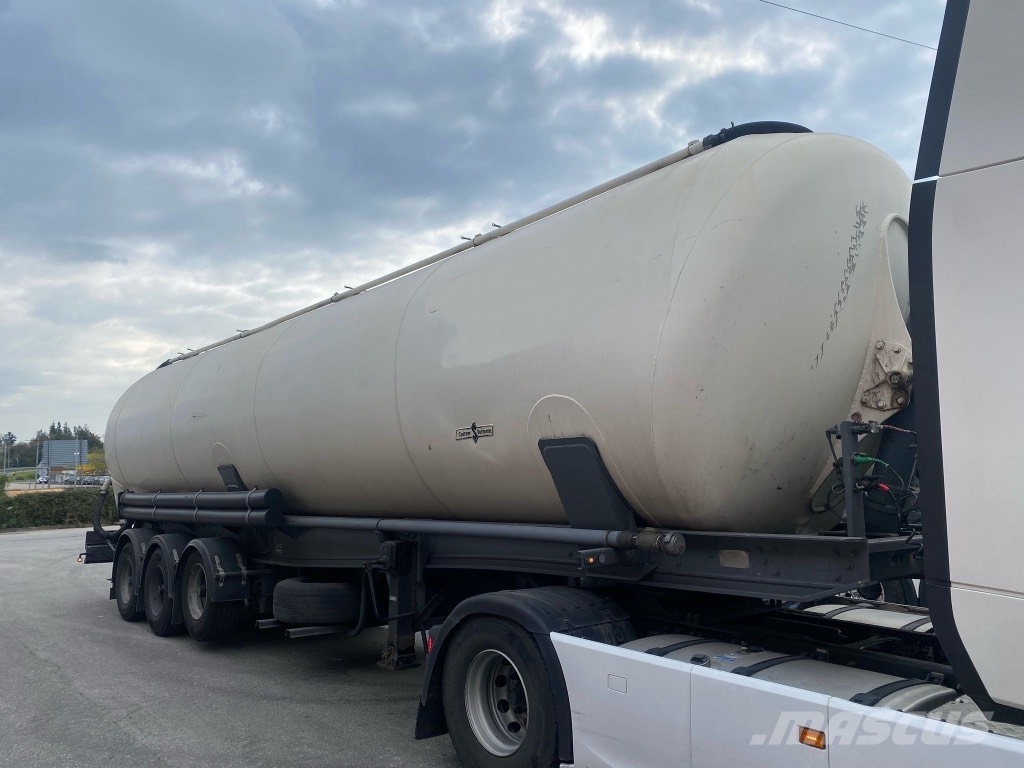 Spitzer SK2458CAL Tanktrailer