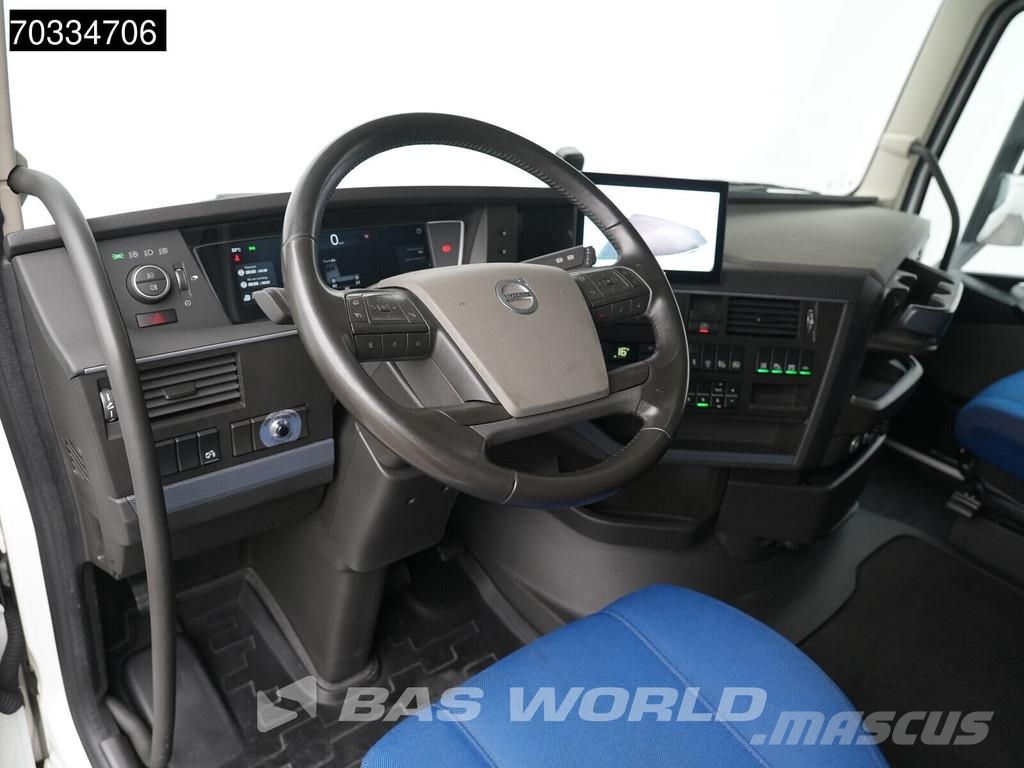 Volvo FH 500 4X2 XL 2x Tanks I-ParkCool ACC APK 04-2027 Vlačilci