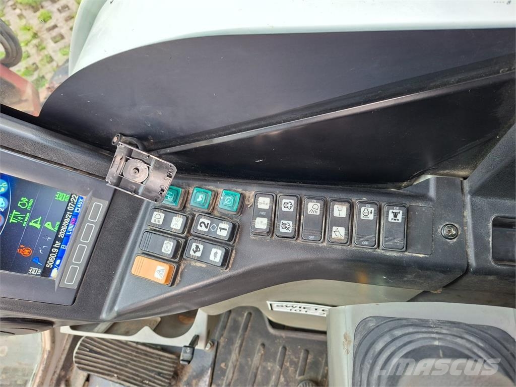 Takeuchi TB 295 W 4X4 その他