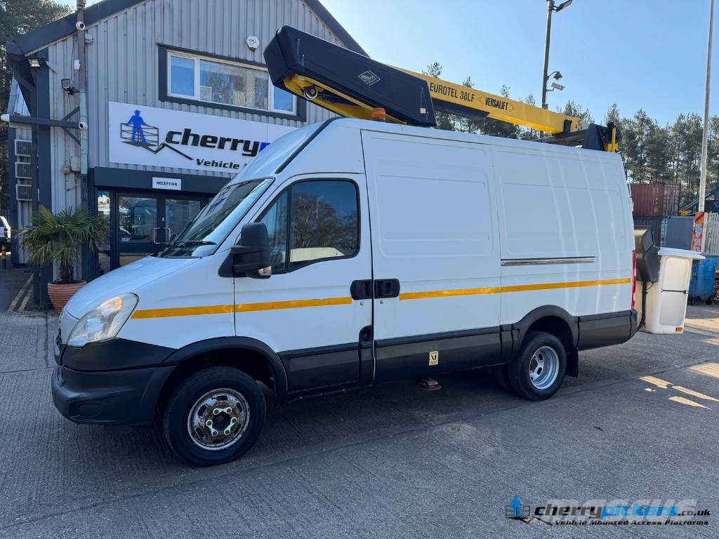 Iveco Daily Versalift ET38 Cherry Picker المنصات الهوائية المثبتة على شاحنة