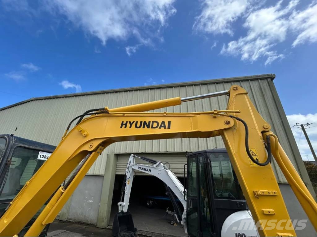 Hyundai R60-7 Bageri guseničari