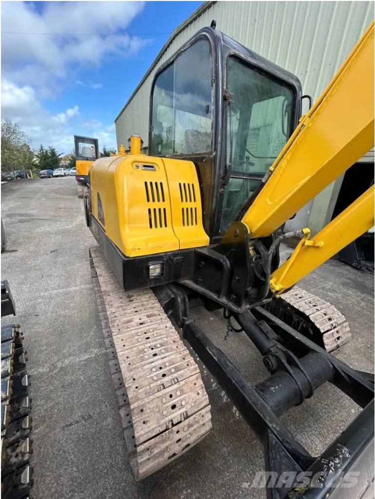 Hyundai R60-7 Bageri guseničari