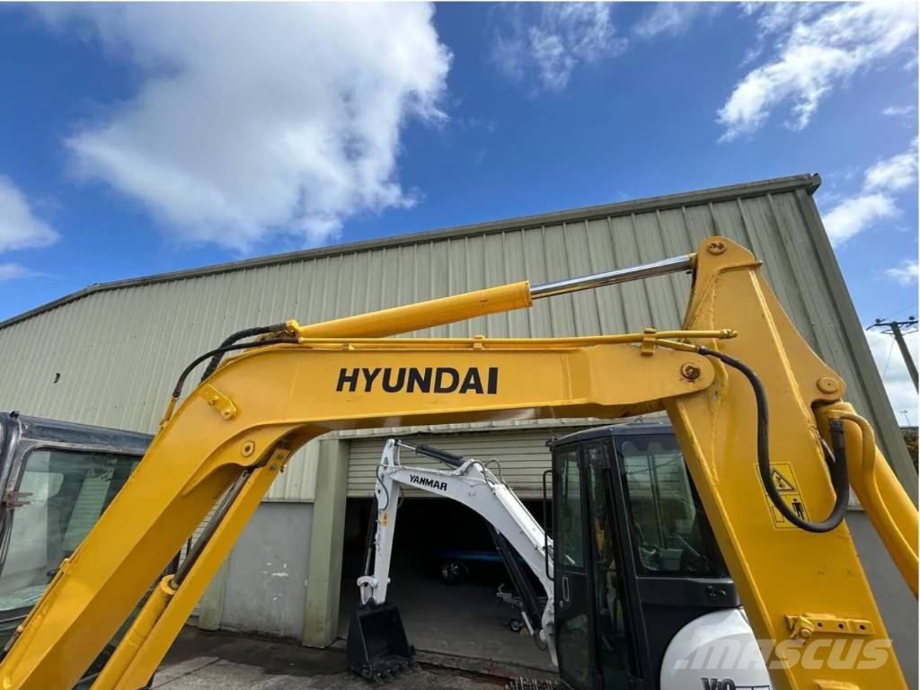 Hyundai R60-7 Bageri guseničari