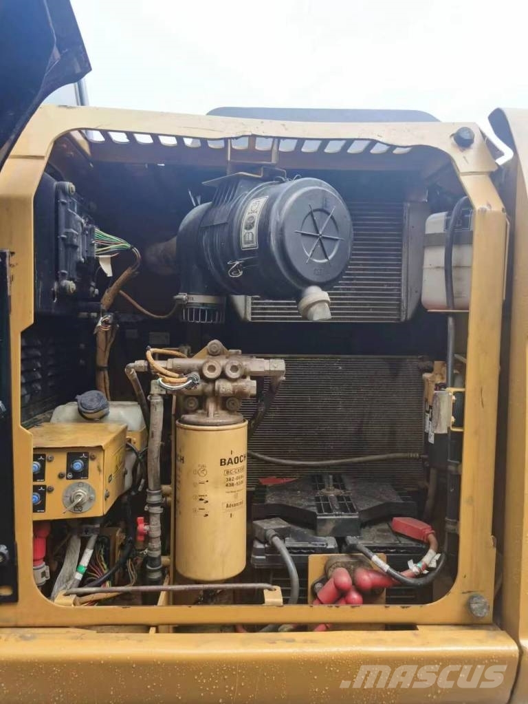 CAT 313D2GC Crawler excavators