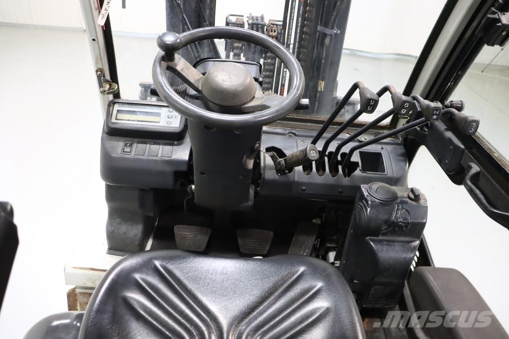 Nissan YG1D2A30Q Diesel heftrucks