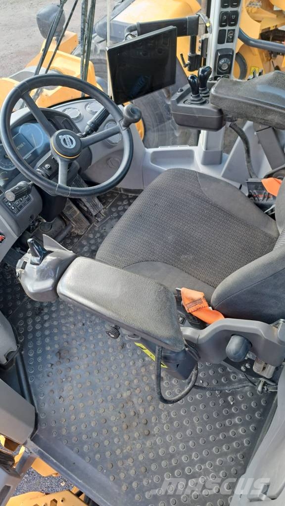 Volvo L 180 H Wielladers