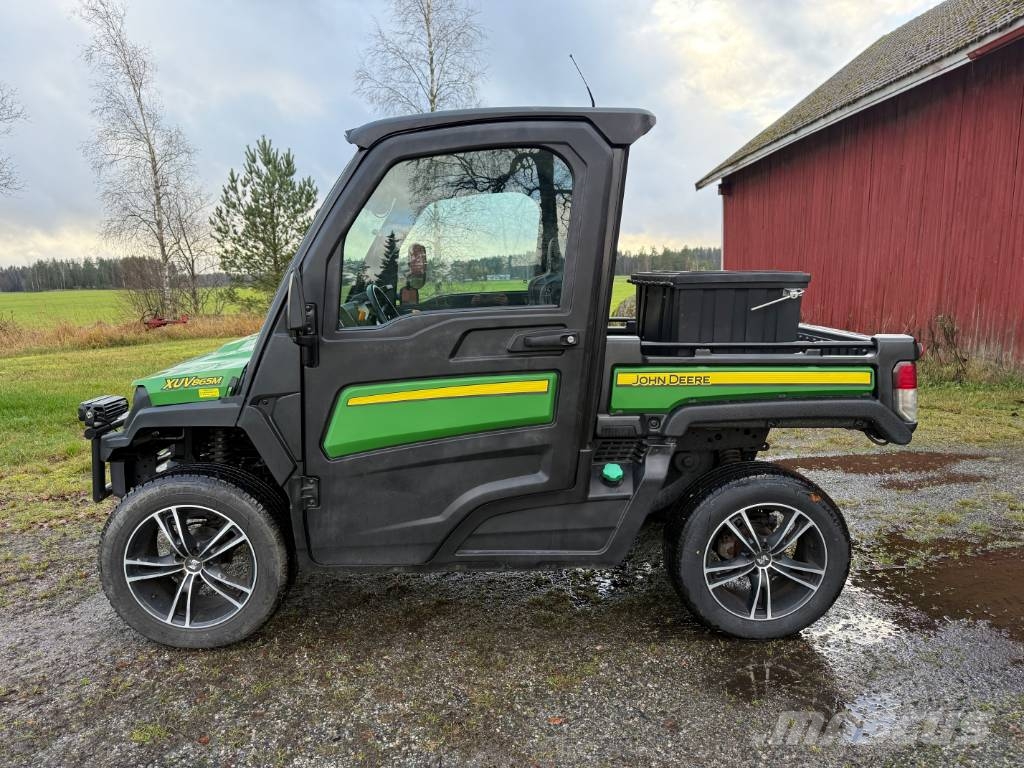 John Deere Gator XUV 865M UTV