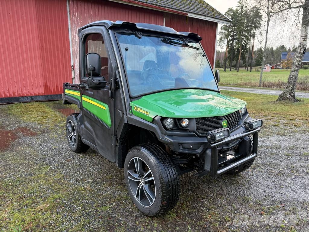 John Deere Gator XUV 865M UTV