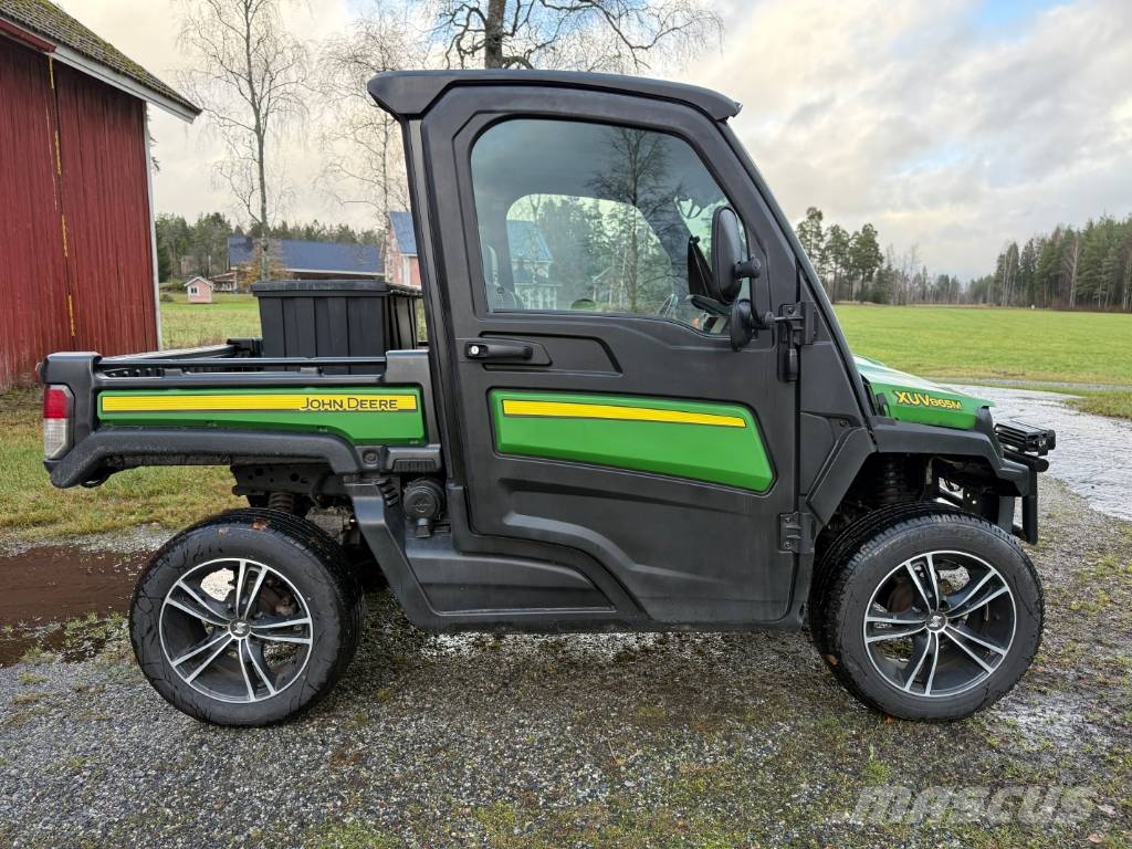 John Deere Gator XUV 865M UTV