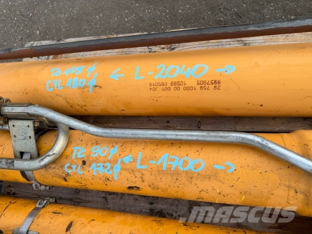 Liebherr R 924 USED HYDRAULIC CYLINDER COMPLET 4 PCS Hydraulikk