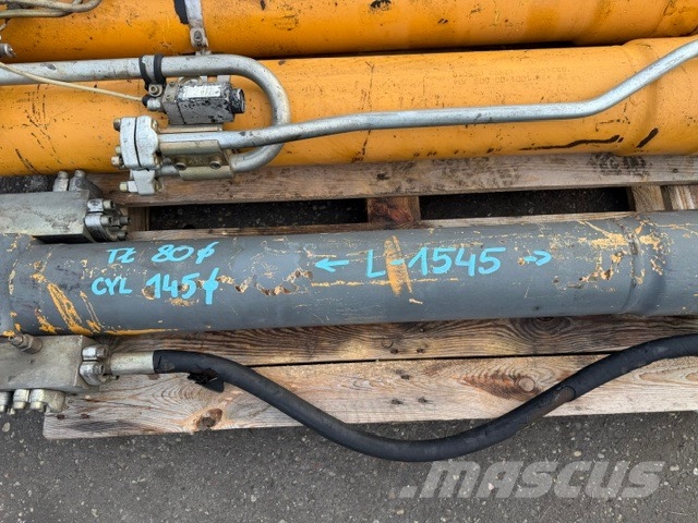 Liebherr R 924 USED HYDRAULIC CYLINDER COMPLET 4 PCS Hydraulikk