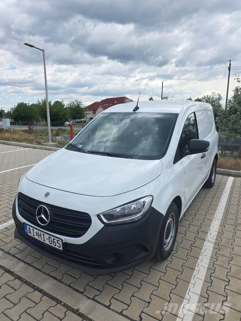 Mercedes-Benz Citan 108 CDI شاحنة مقفلة