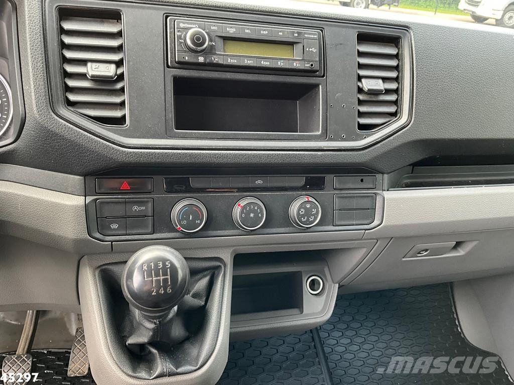 Volkswagen Crafter 35 2.0 TDI met Nieuwe Oprijcarrosserie Автовози