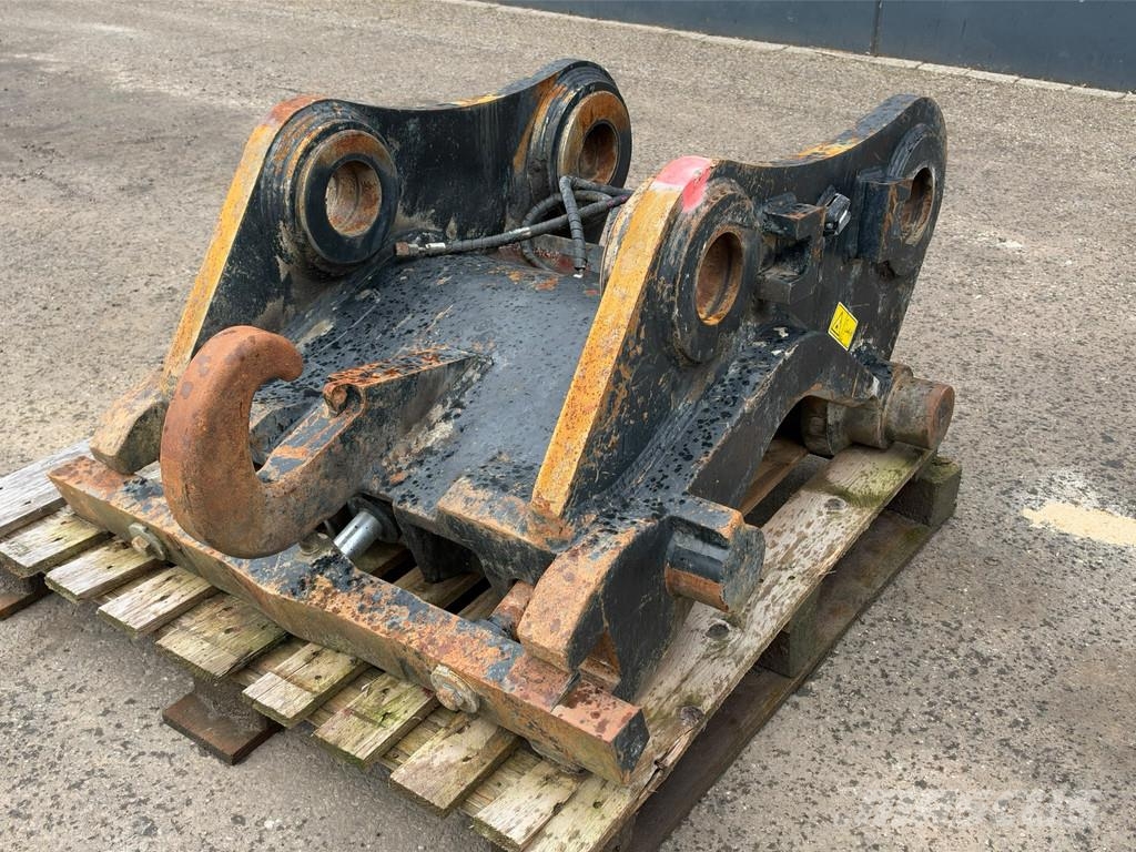 CAT quick coupler CW 55S-H-6-N Greito sujungimo jungtys