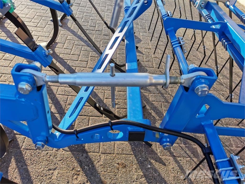 Treffler TGA 560 Präzisions Grubber Lauksaimniecība- Citi