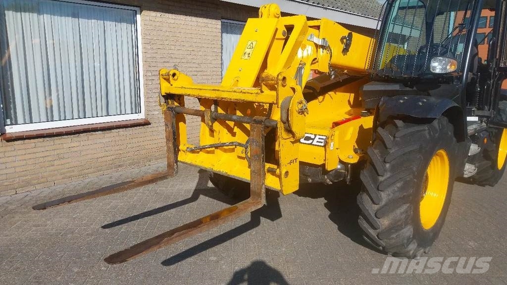 JCB 531-70 only 1500 hours Teleskoplæssere