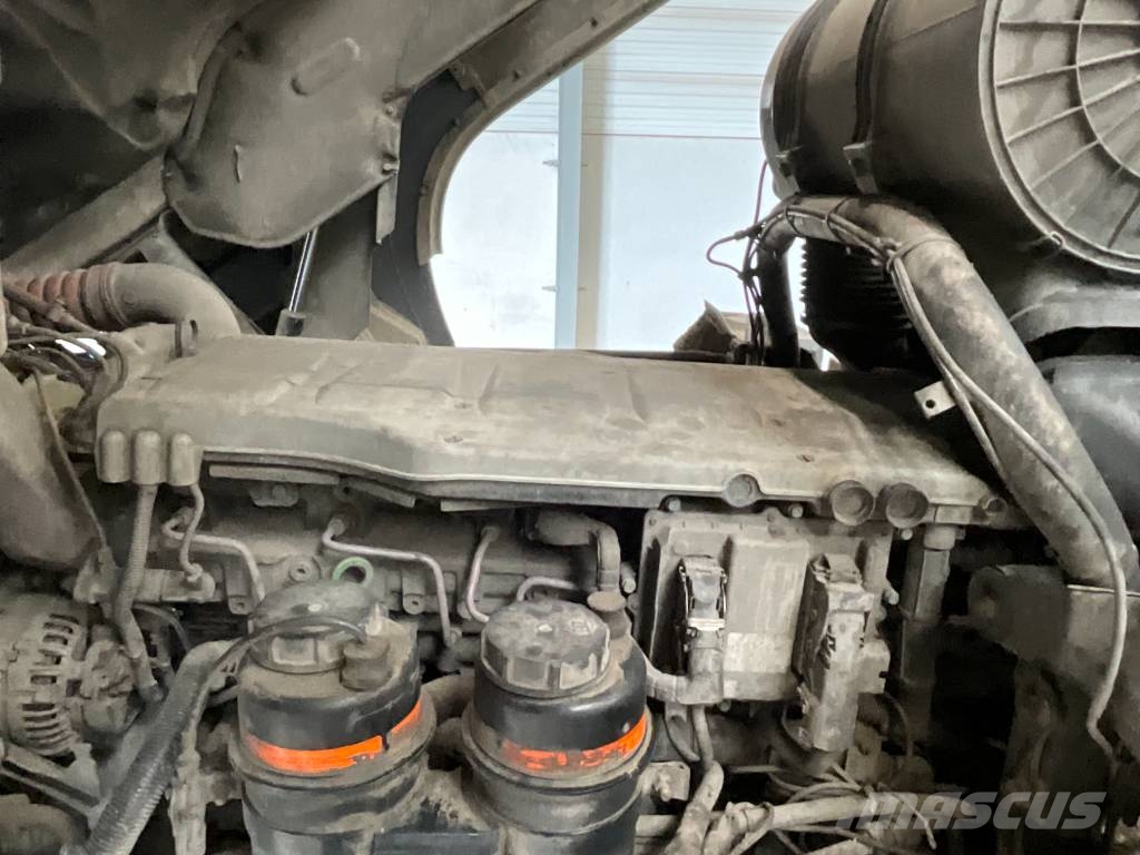 MAN TGS 35.440 8X4 شاحنات الرافعات الخطافية