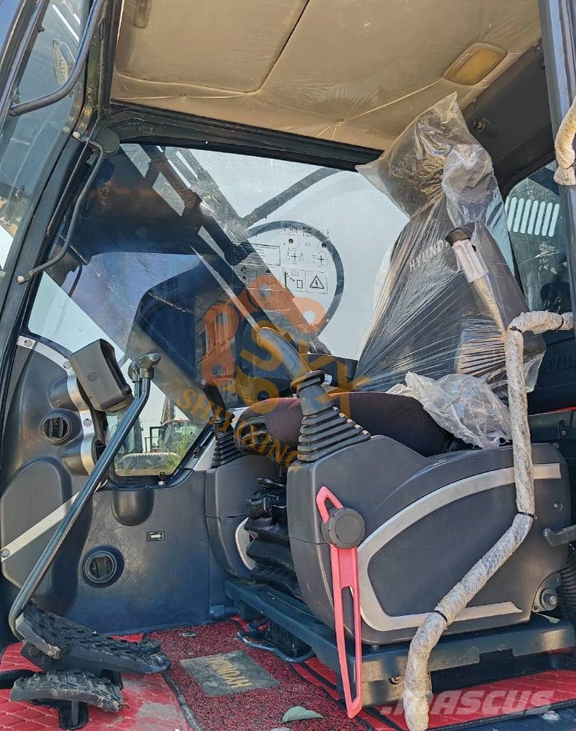 Hyundai R305 Bageri guseničari