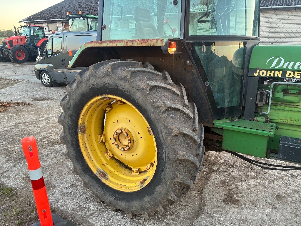 John Deere 3050 Трактори