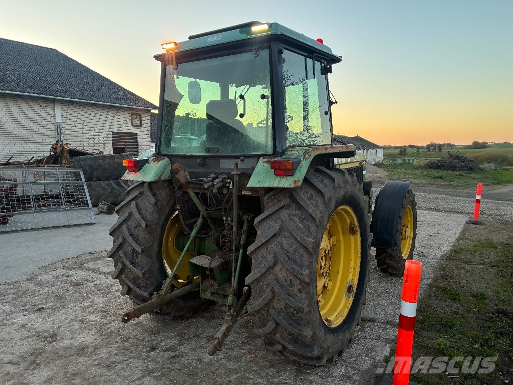 John Deere 3050 Трактори