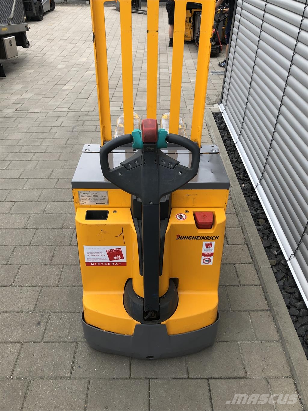 Jungheinrich EJE-C 20 Pedestrian stacker