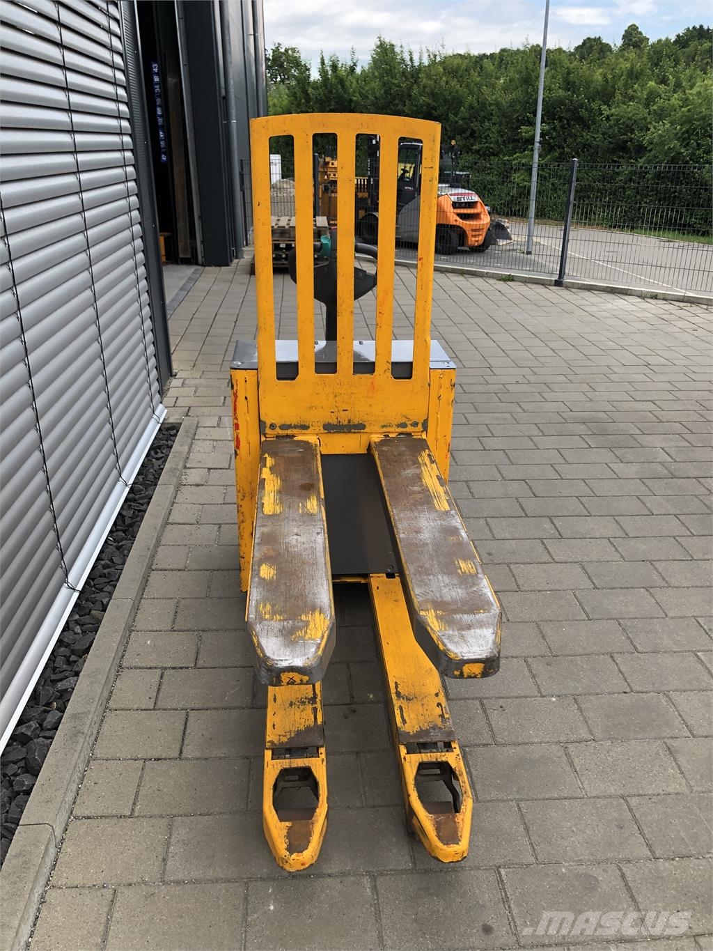 Jungheinrich EJE-C 20 Järelkäidavad virnastajad
