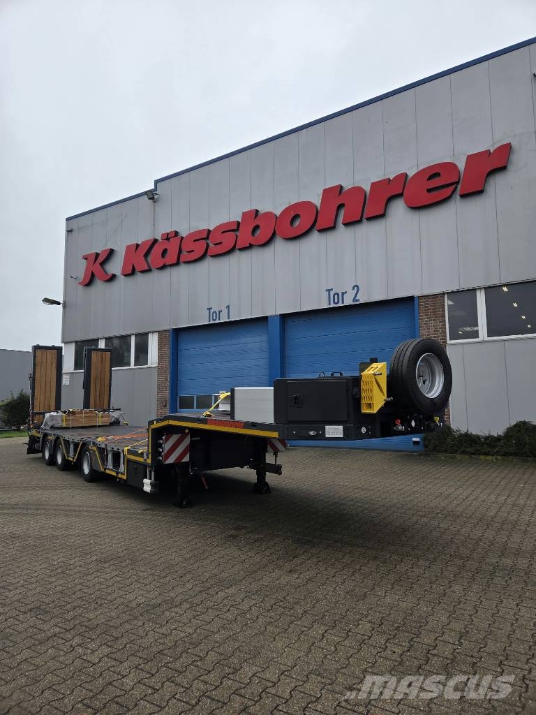 Kässbohrer SLA 3R Jumbotrombontrailer med hjulfickor OMG LEV Low loader yari çekiciler