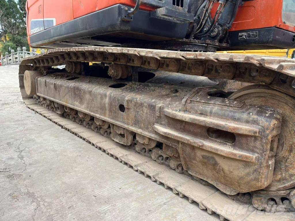 Doosan DX300LC-9C Escavadeiras de esteiras