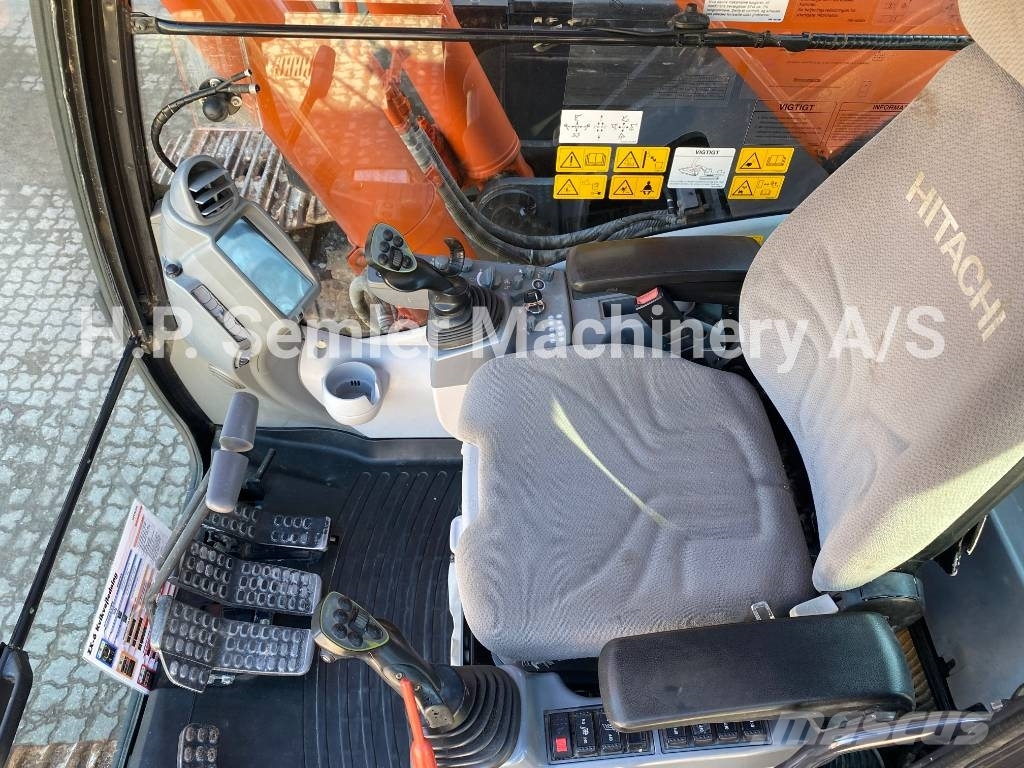 Hitachi ZX490LCH-6 Crawler excavators