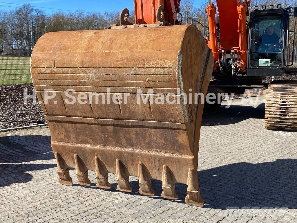 Hitachi ZX490LCH-6 Crawler excavators