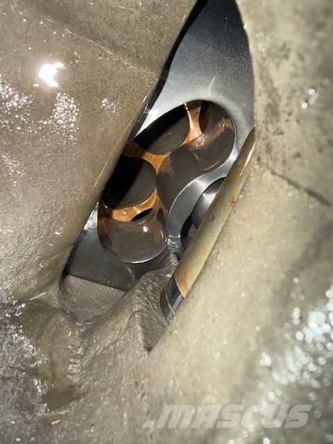 Uchida A7V0250 USED HYDRAULIC PUMP هيدروليات