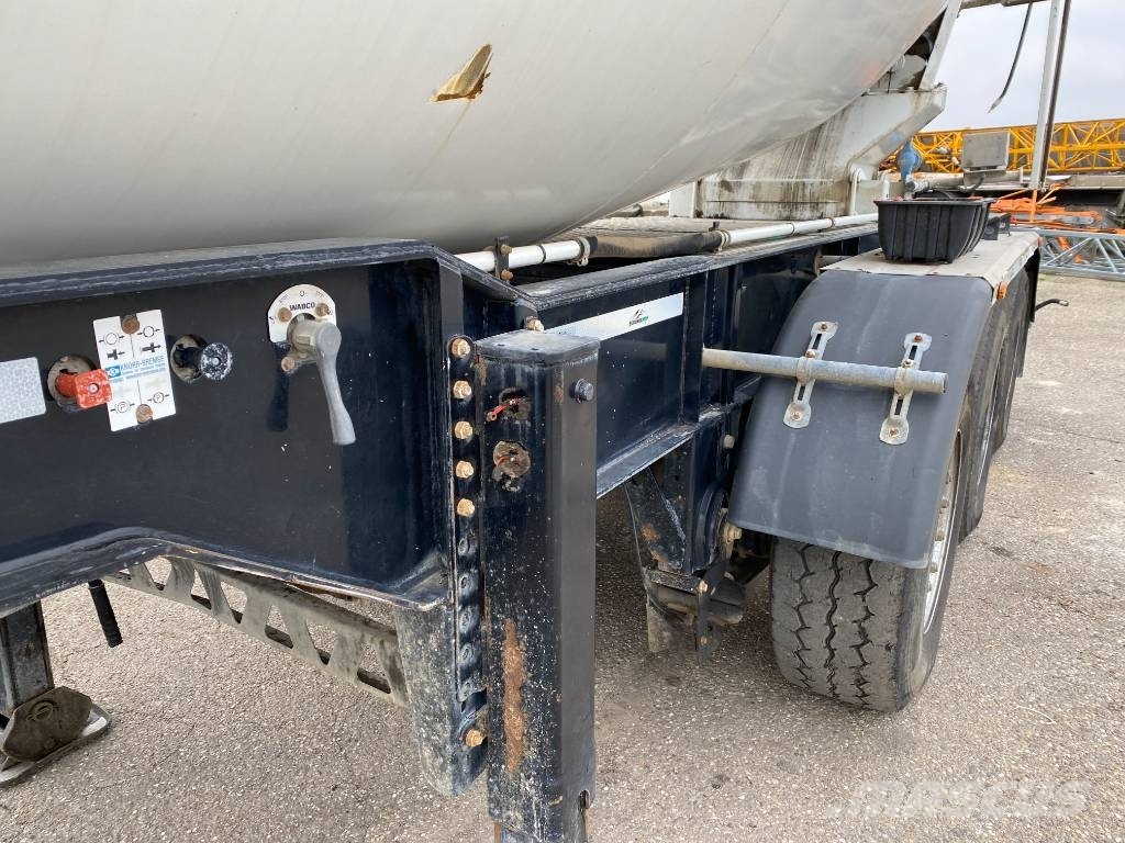 Euromix MTP Malaxeur a béton MTPS.T EM12RFPT Origine 3180hrs!! Outros Semi Reboques