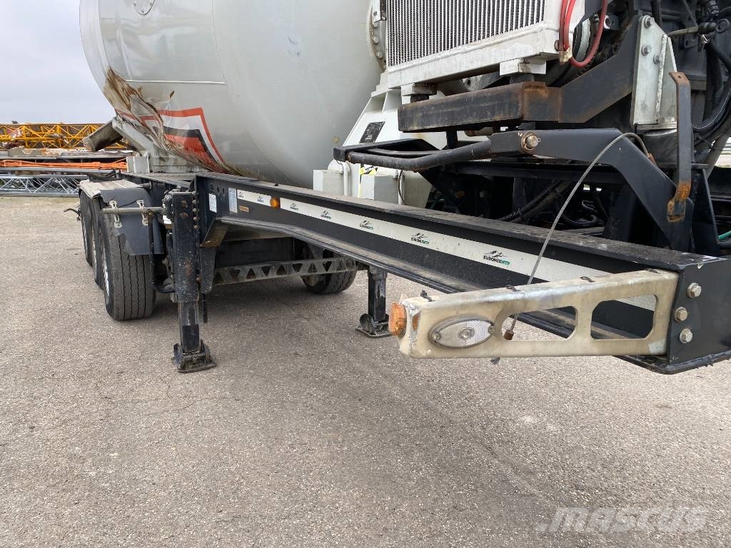 Euromix MTP Malaxeur a béton MTPS.T EM12RFPT Origine 3180hrs!! Outros Semi Reboques