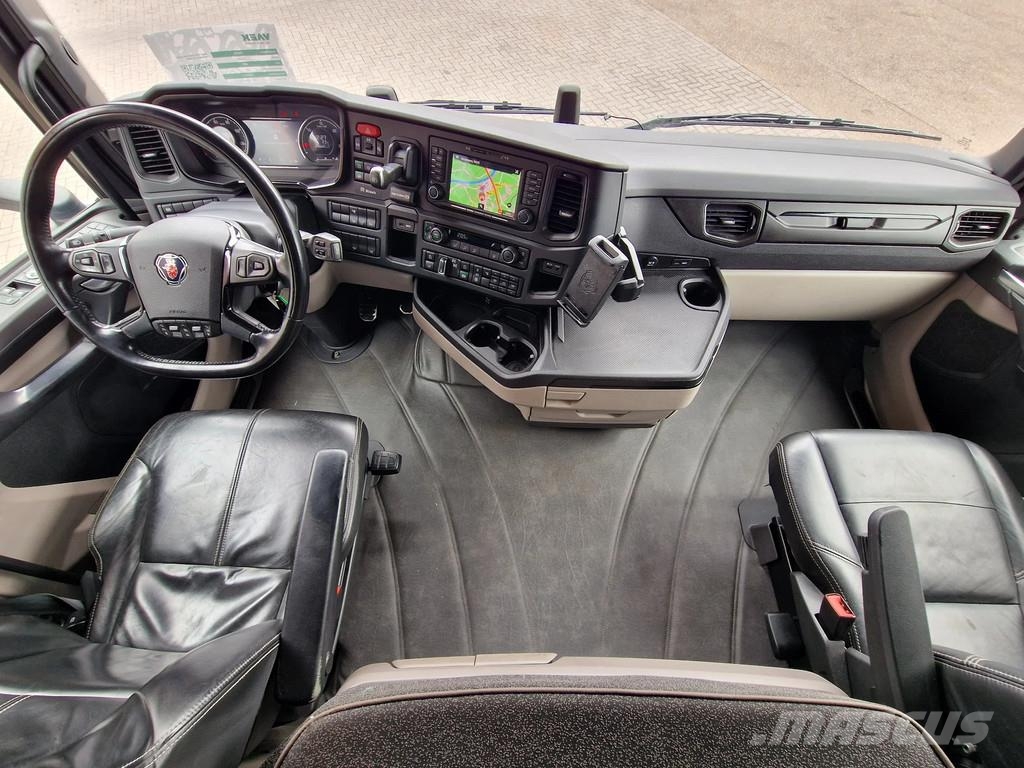 Scania 590S V8 NGS 6X4 - retarder - full air - leather - Camiones tractor