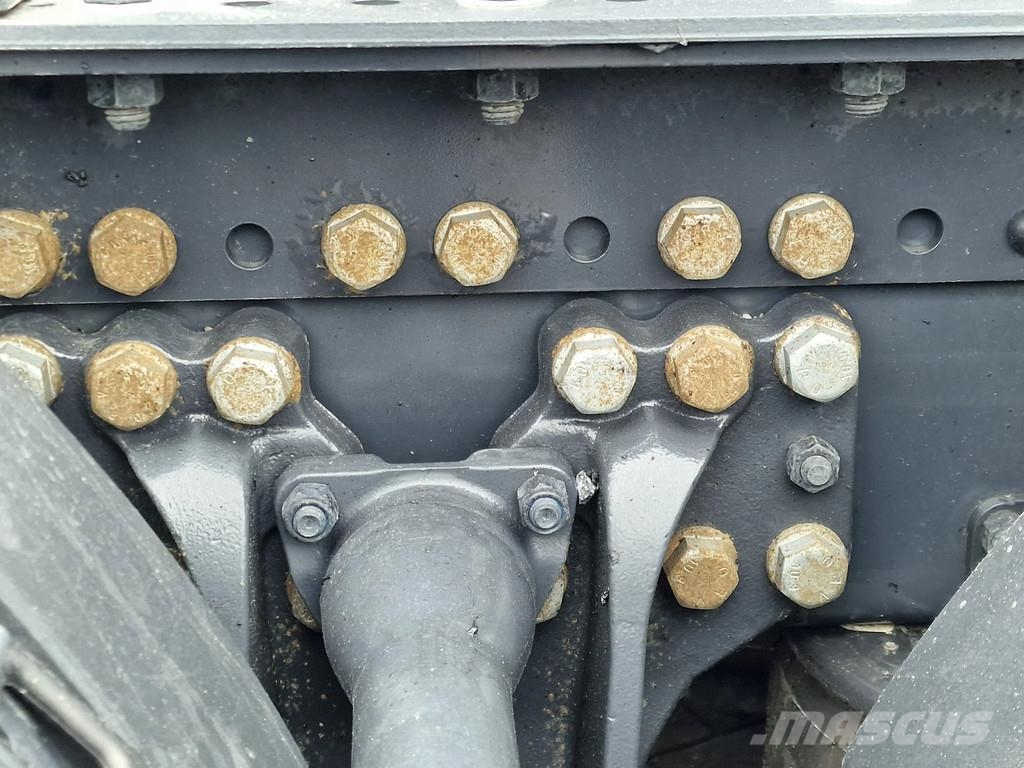 Scania 590S V8 NGS 6X4 - retarder - full air - leather - Camiones tractor