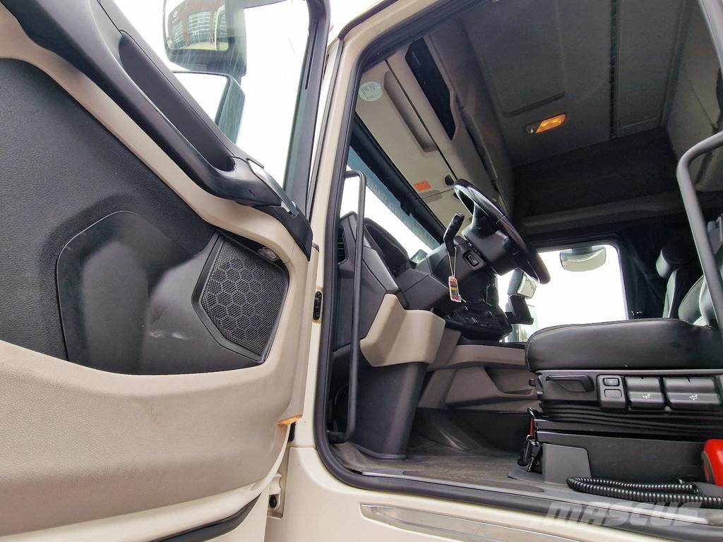 Scania 590S V8 NGS 6X4 - retarder - full air - leather - Çekiciler